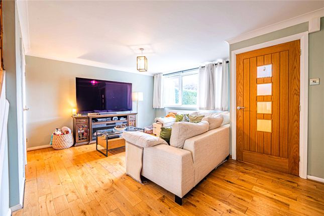 23, Ryder Close, Hemel Hempstead photo 4