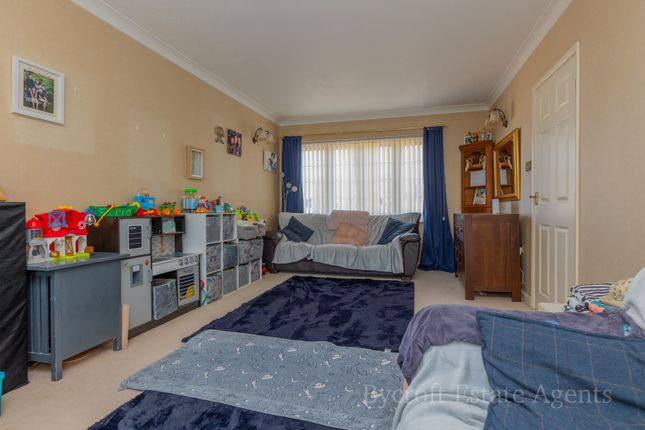1 Archway Cottages, Main Road, Great Yarmouth photo 3