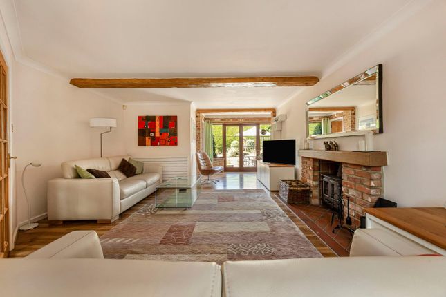 4, Lowes Close, Henley-on-Thames photo 4
