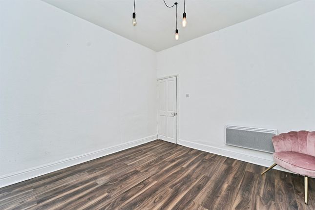 5, Regent Street, Willenhall photo 3