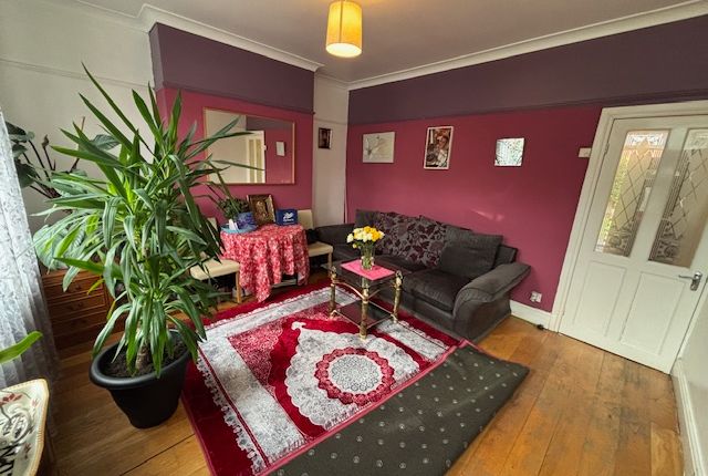 97, Summer Lane , Barnsley photo 4