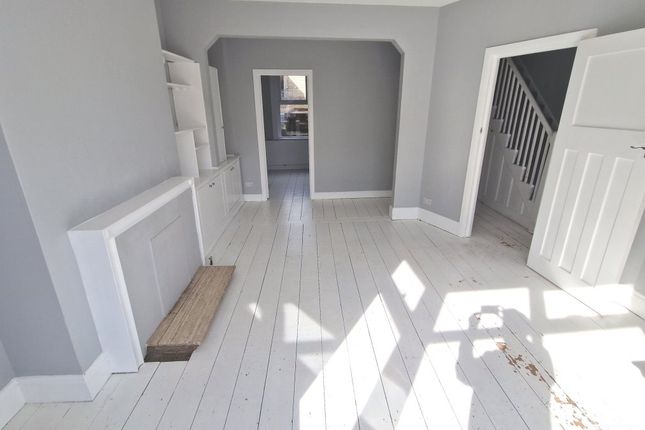 17, Dawson Terrace, Brighton photo 3