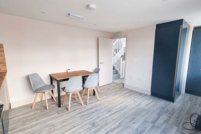 Room 3, 46 Broadwater Road, Worthing photo 4
