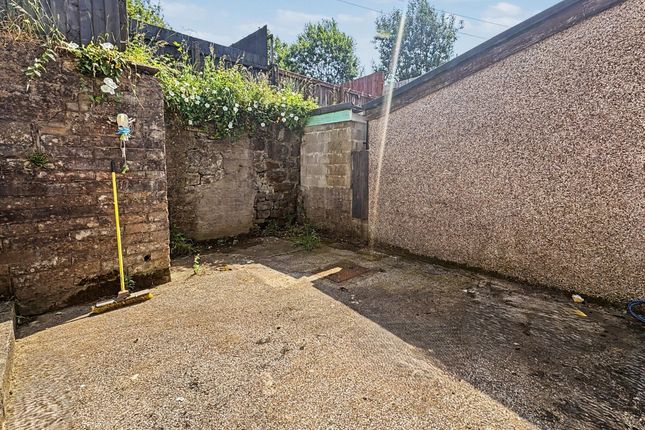 49 Blaen-y-Cwm Terrace, Treherbert photo 4