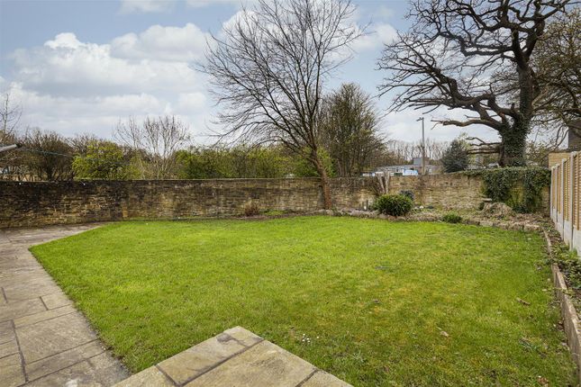 69, George Avenue, Huddersfield photo 4