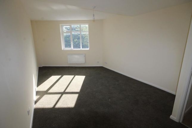 Flat 2 10, Oxford Street, Oakengates photo 4