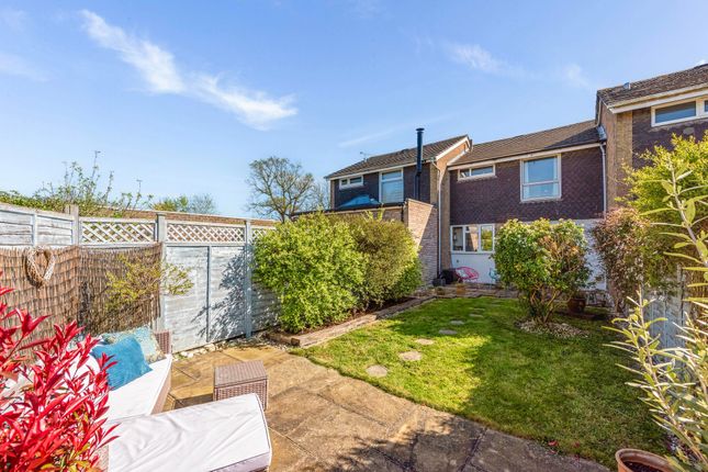 21 Grove Park, Chichester photo 3