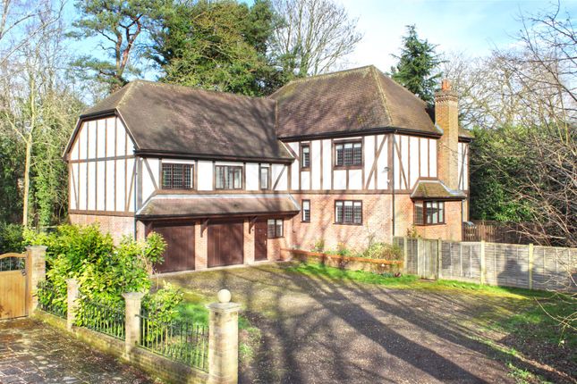 Thumbnail Detached house for sale in Swallow Court, Hertford