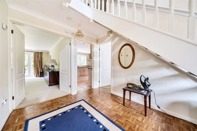 5, Wolds Drive, Orpington photo 2