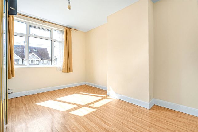 150, Heath Road, Hounslow photo 4