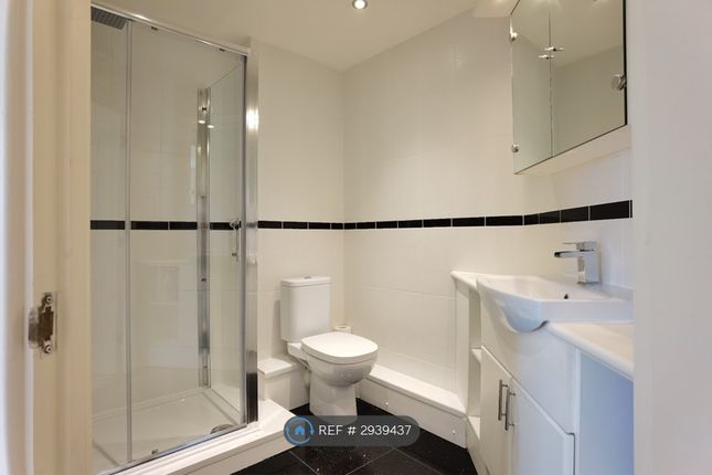 Cirrus Drive, Shinfield, Reading photo 4