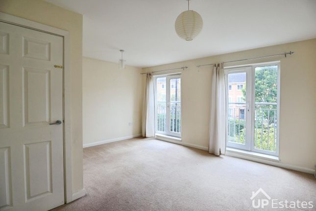 26, Carroll Crescent, Coventry photo 5