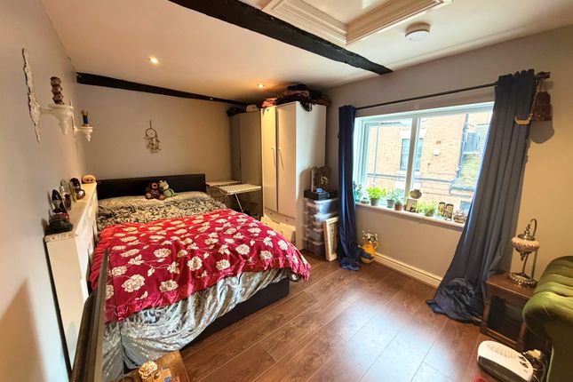 Flat 2, Warwick photo 2