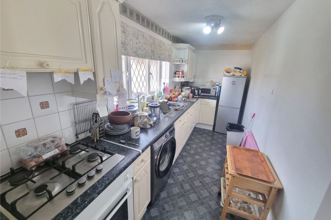 76, Appletree Court, Weston-super-Mare photo 4