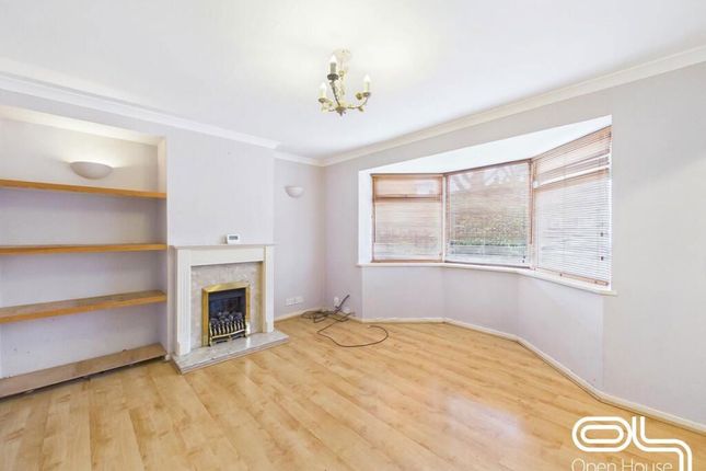 113, John Amery Drive, Stafford photo 2