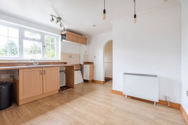 104 Desmond Drive, Norwich photo 4