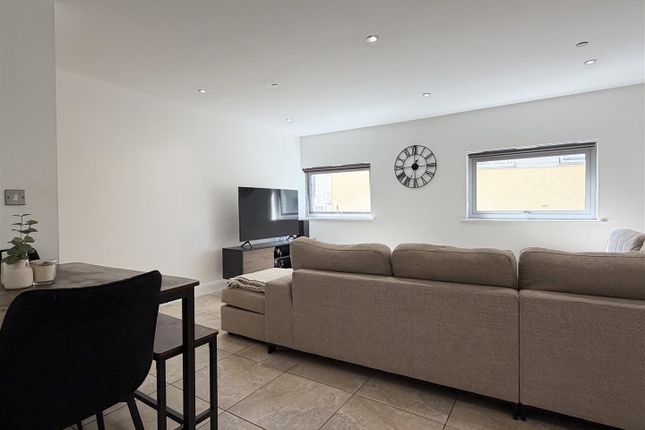Flat 19, The Embankment, Gaol Street, Hereford photo 4