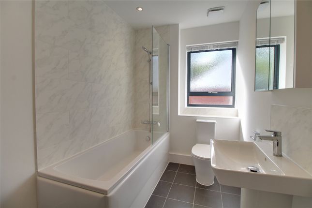 1, Darbyshire Road, Aldershot photo 4