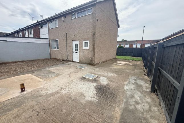 28, Broadhaven Close, Middlesbrough photo 5
