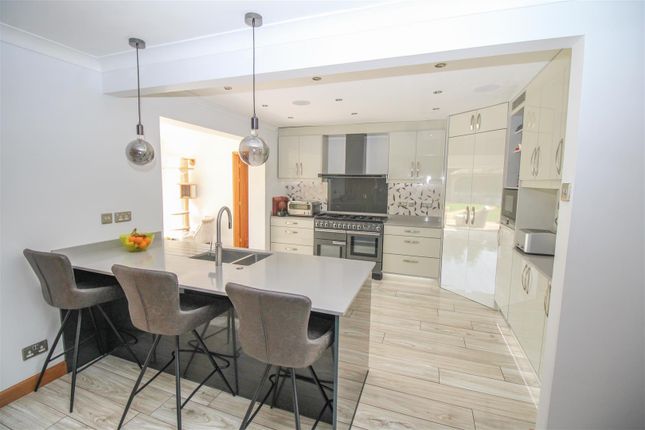7, Falconers Park, Sawbridgeworth photo 2