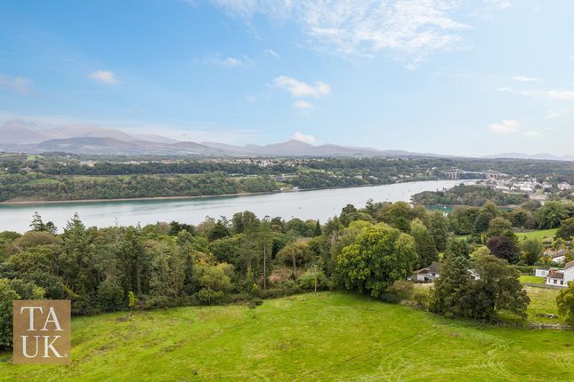 3 Bron Haul Cottages, Lon Ganol, Menai Bridge photo 3
