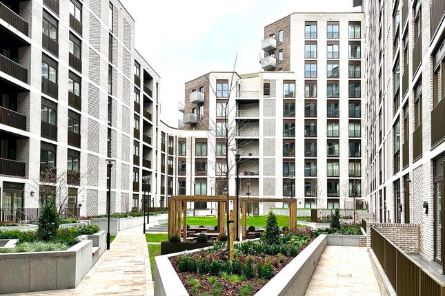 Flat to rent in Dorset House, Farringdon