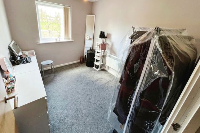 Flat to rent in Hartley Court, Stoke-On-Trent, Staffordshire