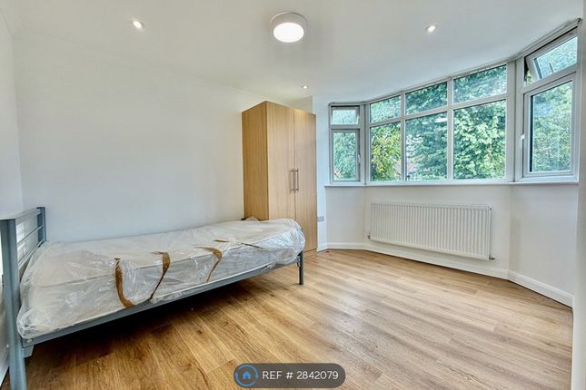 Flat   St Augustines Avenue, London photo 3