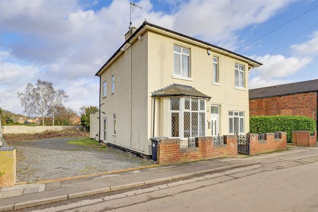 Detached house for sale in Willow Wong, Burton Joyce, Nottinghamshire