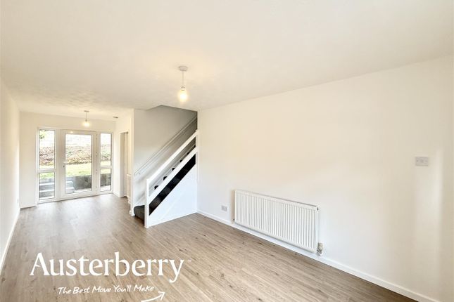 44, Ullswater Avenue, Stoke-On-Trent photo 3