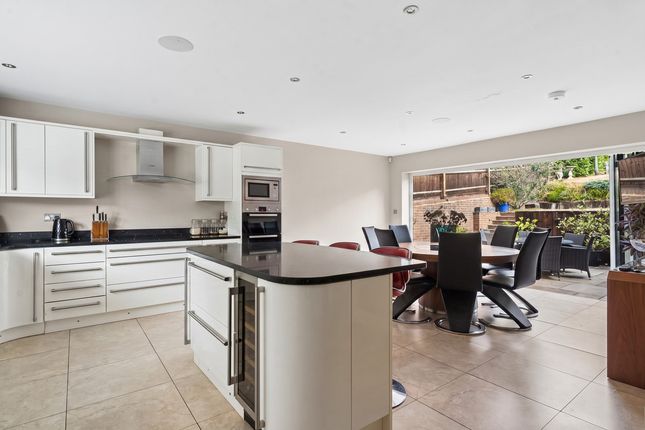 28, Marlow Bottom, Marlow photo 3
