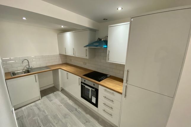 Flat 1, 152, Station Road, St. Helens photo 2