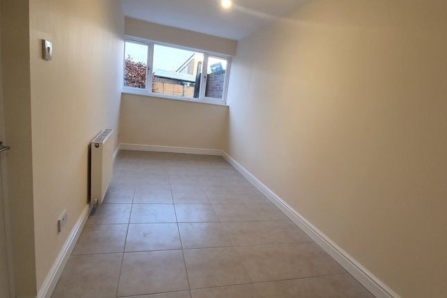 40B, High Street, Walsall photo 3