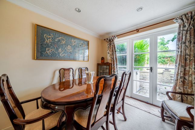 7, Charters Way, Sunningdale photo 4