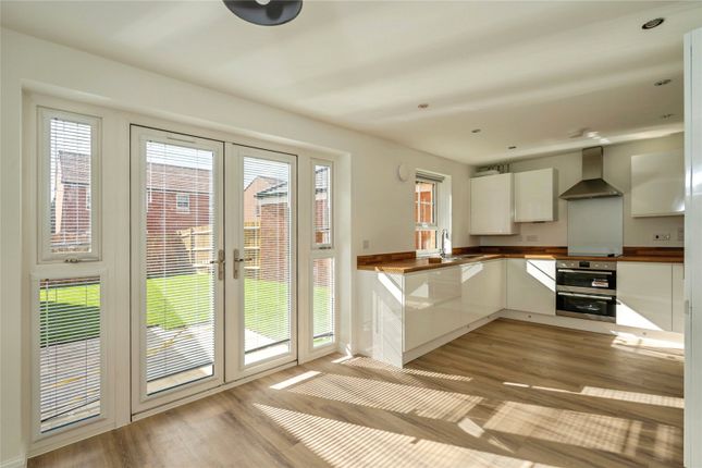 12, Tern Crescent, Chichester photo 3