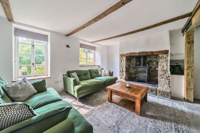 2 Lears Cottages, Dry Lane, Exeter photo 3