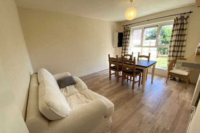 19, Ainsdale, Cambridge photo 3