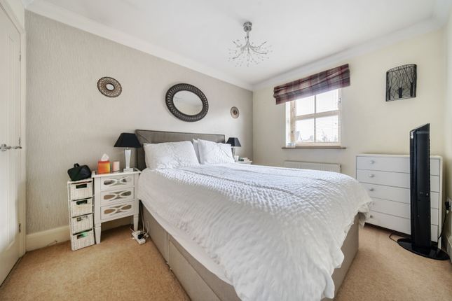 Terraced house for sale in Burton Cliffe, Lincoln, Lincolnshire