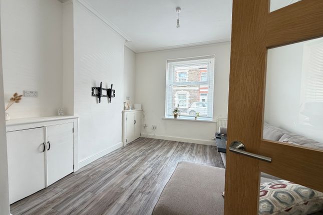 163, Pearl Street, CARDIFF photo 2