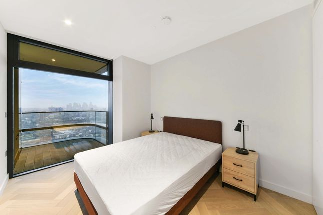 Flat to rent in Principal Tower, Principal Place, Shoreditch