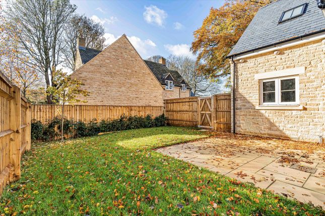 Detached house for sale in Chipping Norton, Oxfordshire OX7.