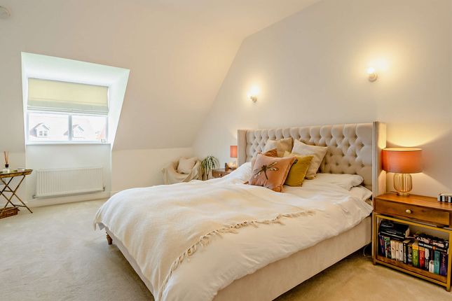 10, Vanderbank Terrace, Stamford photo 2