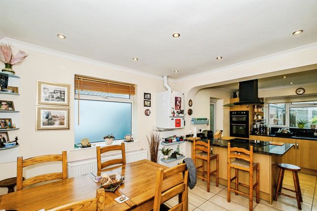 16, Devonport Road, Worthing photo 4