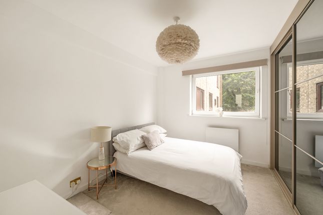 Flat to rent in Hill View, Primrose Hill Road