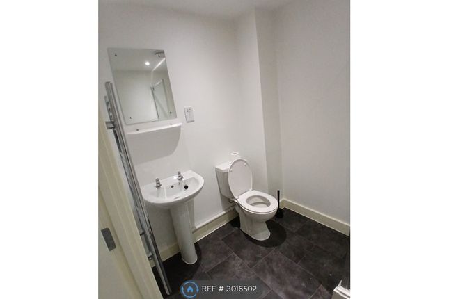 New College Apartments, Ellen Ross Close Wellington, Telford photo 5