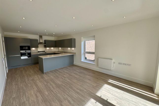 Colliers Court 27 Adit Road, Erith photo 3