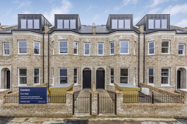 Thumbnail Property for sale in Hamilton Road, London