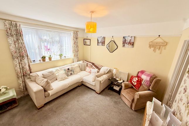 407, Bromley Road, London photo 3
