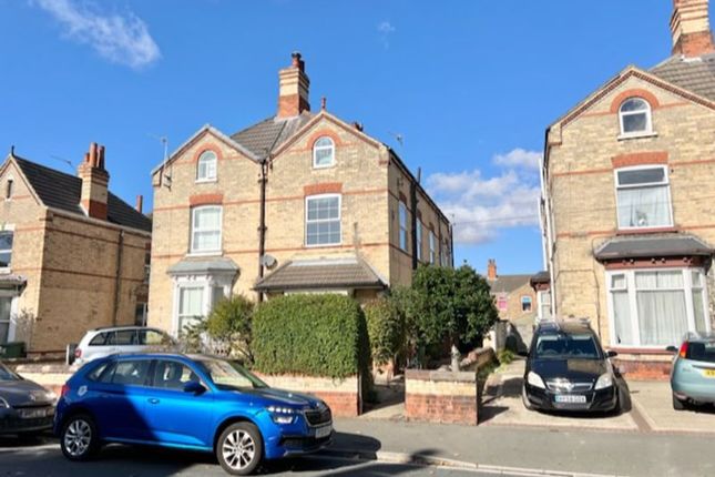 Thumbnail Flat for sale in Welholme Road, Grimsby