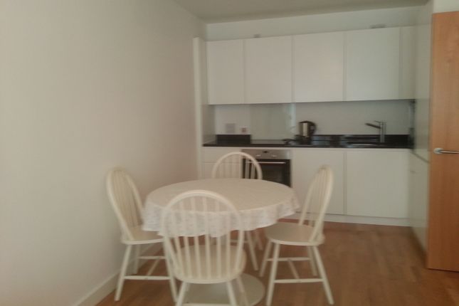 Flat to rent in Printworks, Amelia Street, Elephant And Castle
